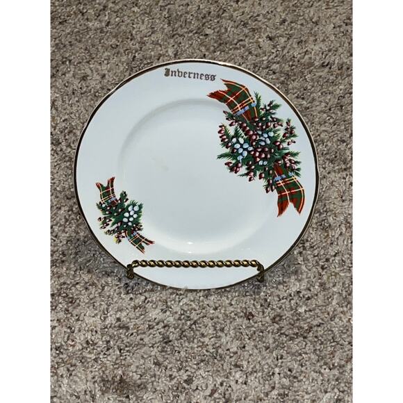 2 Tartan & Berries Gold Christmas Plates Holiday Bone China - Picture 9 of 10